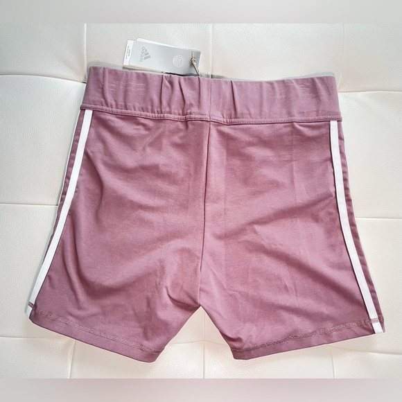 Adidas 3-STRIPES HIGH-WAISTED Short leggings/ Biker Shorts 5” - Picture 3 of 4